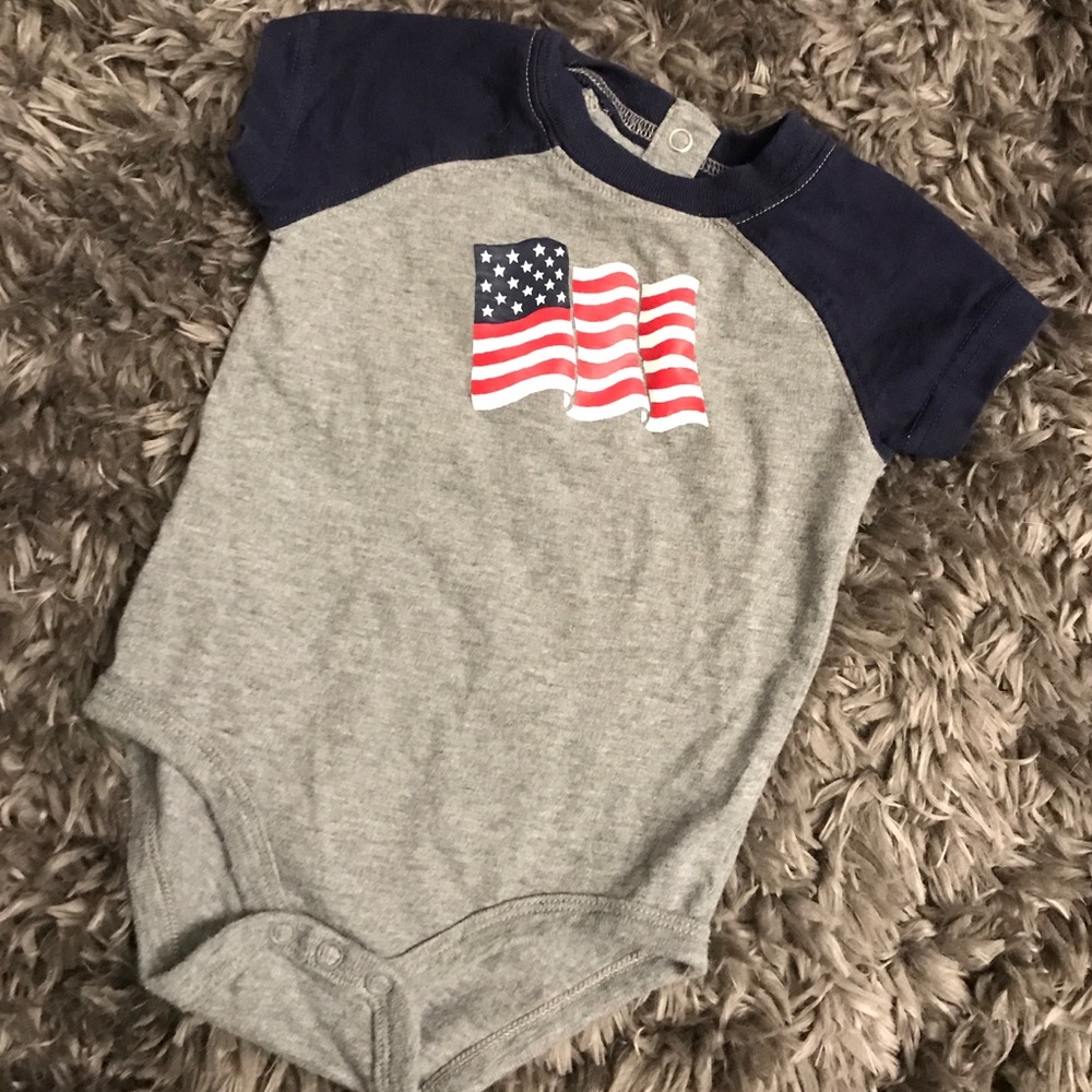 🇺🇸 American Flag Onesie